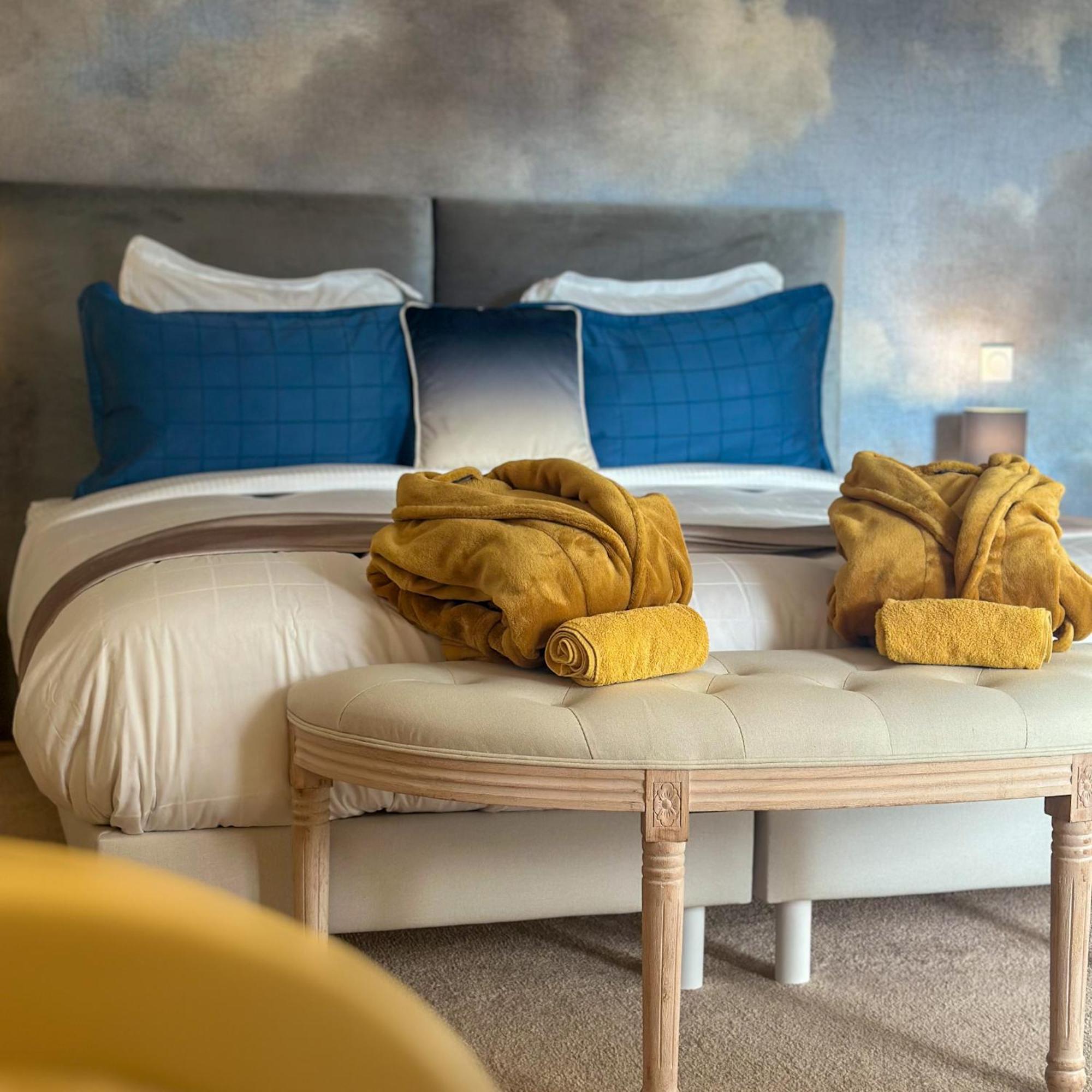 Demeure Du Porzou, Chambres D'Hotes De Charme Dans Demeure D'Exception, Parc Paysager, Spa, Massages, Proche Paimpol, Classe 4 Epis Yvias Esterno foto