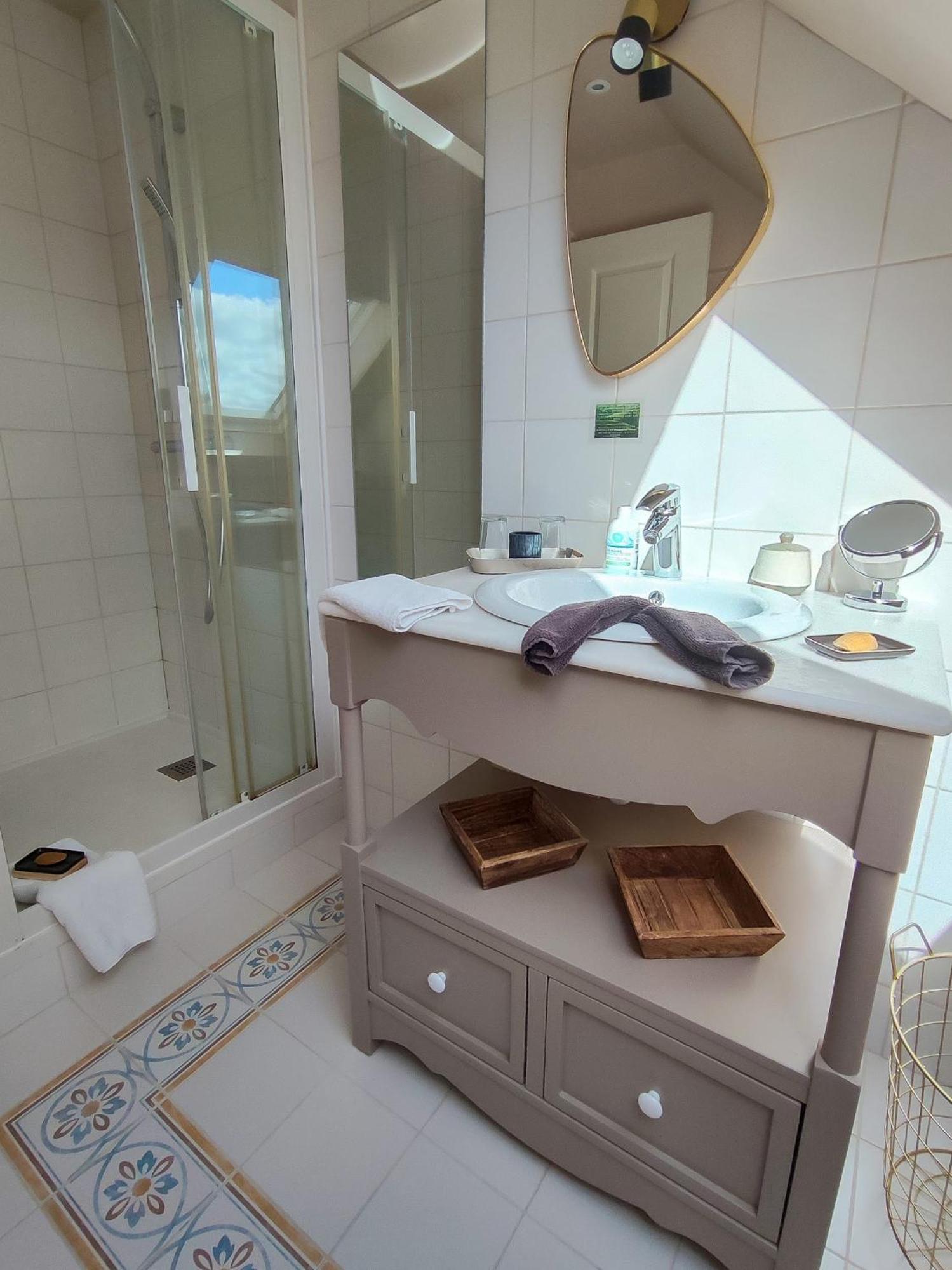 Demeure Du Porzou, Chambres D'Hotes De Charme Dans Demeure D'Exception, Parc Paysager, Spa, Massages, Proche Paimpol, Classe 4 Epis Yvias Esterno foto