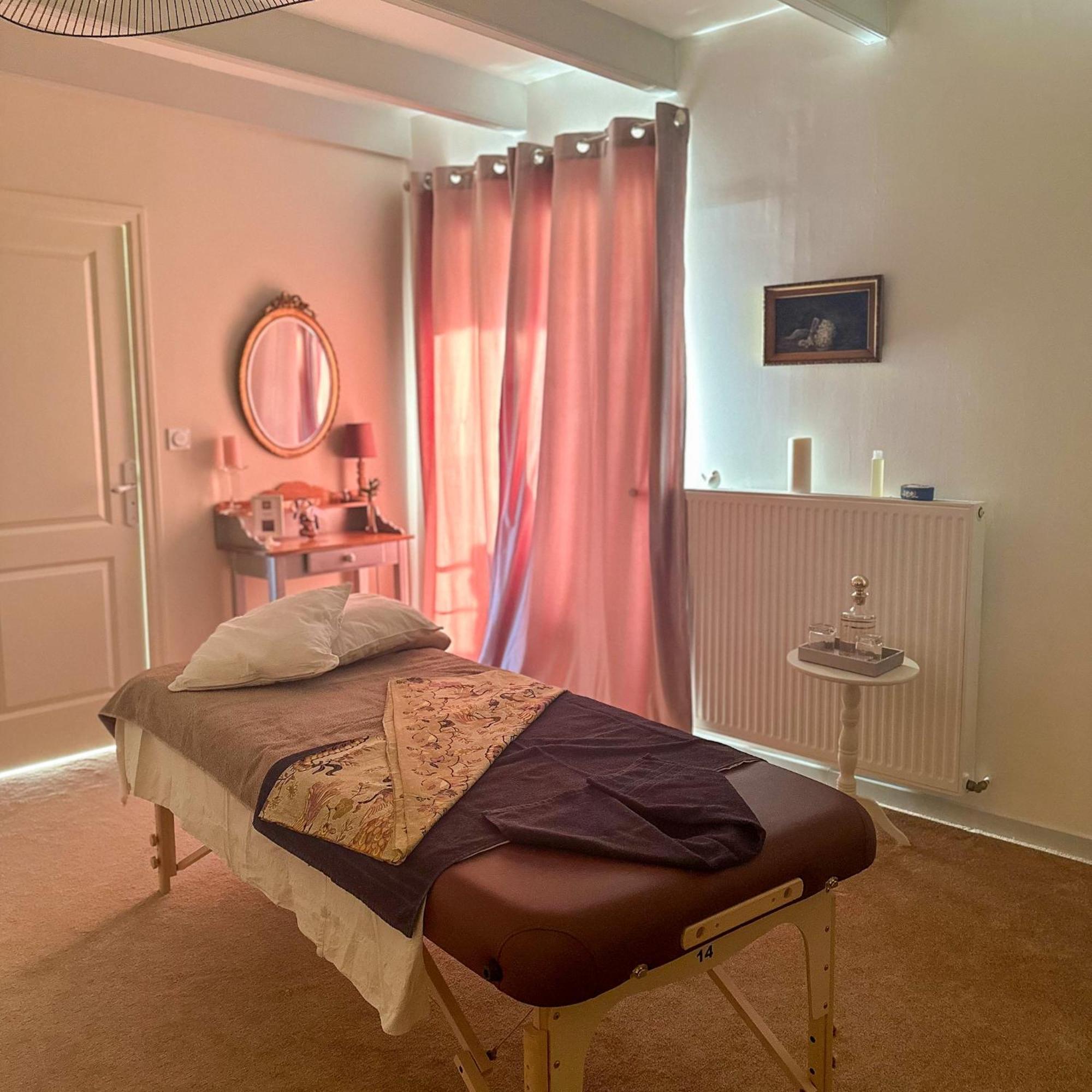 Demeure Du Porzou, Chambres D'Hotes De Charme Dans Demeure D'Exception, Parc Paysager, Spa, Massages, Proche Paimpol, Classe 4 Epis Yvias Esterno foto